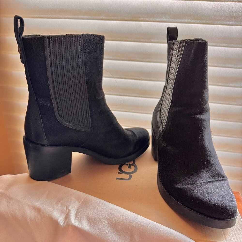 Ugg Women's Camden Exotic Genuine Calf Hair Block Heel Boot, Sz 8.5 EUC